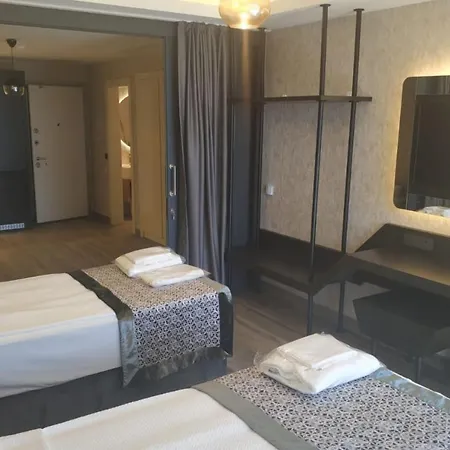 Lovely With Shared Pools Near Beach And Center In Alanya